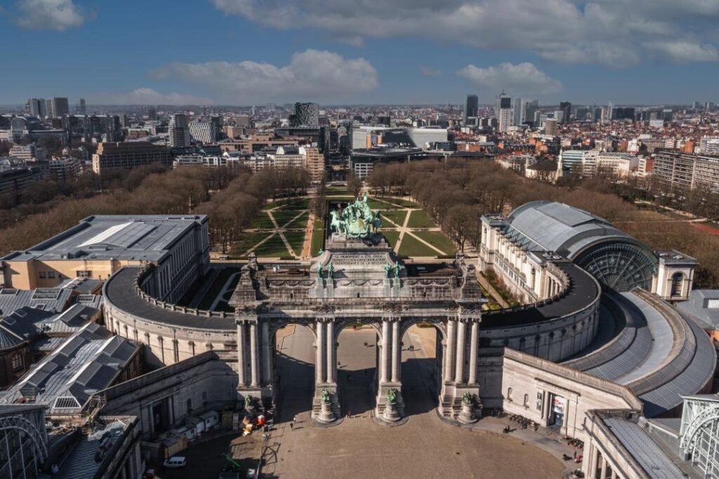 Pourquoi visiter le cinquantenaire ?